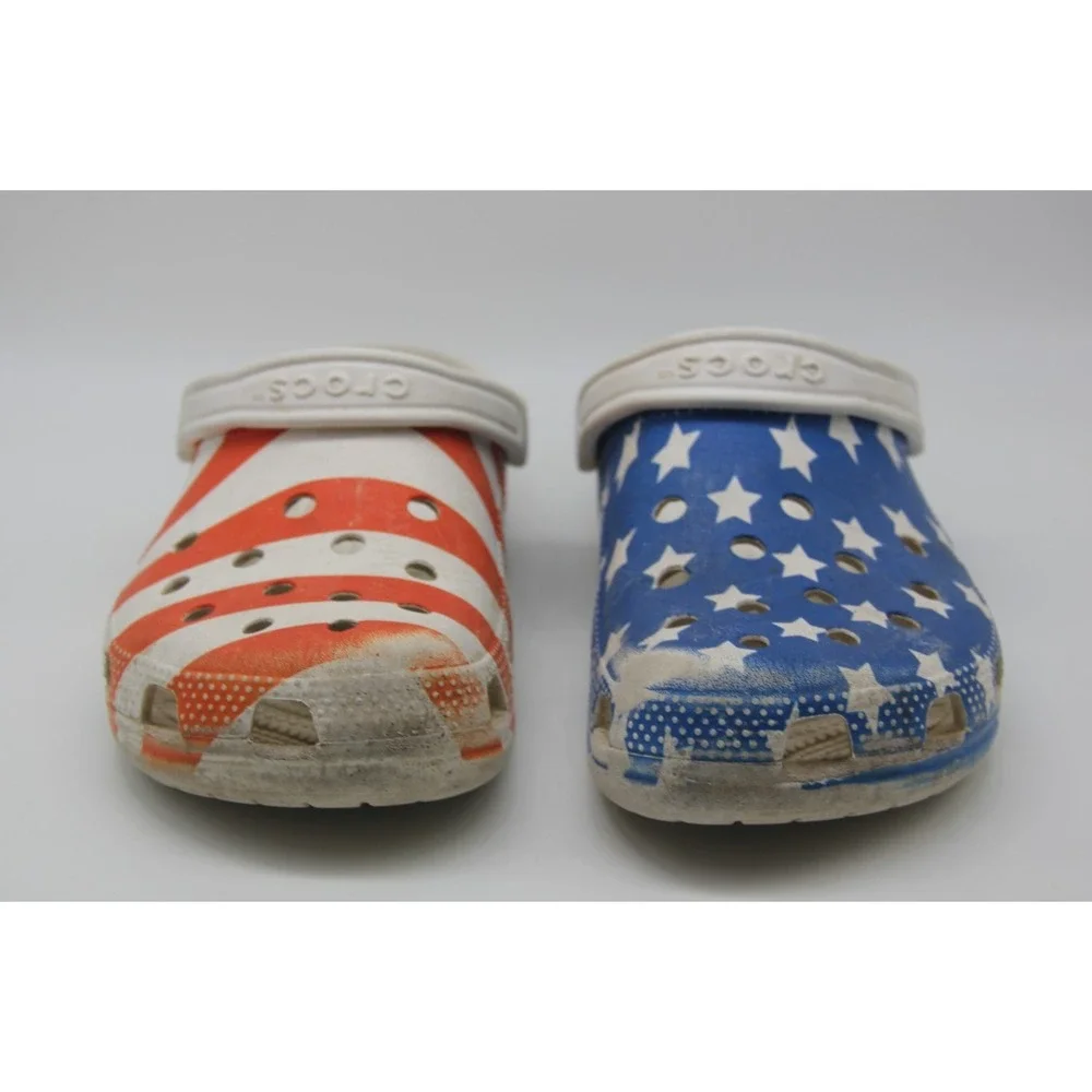 Crocs American Flag Clog Sandals Men's Sz 9 W 11 Red White Blue Distressed USA